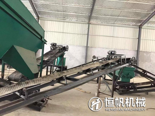 有機肥設備加工粉狀和顆粒狀商品有機肥的區(qū)別(圖2) 有機肥生產(chǎn)線