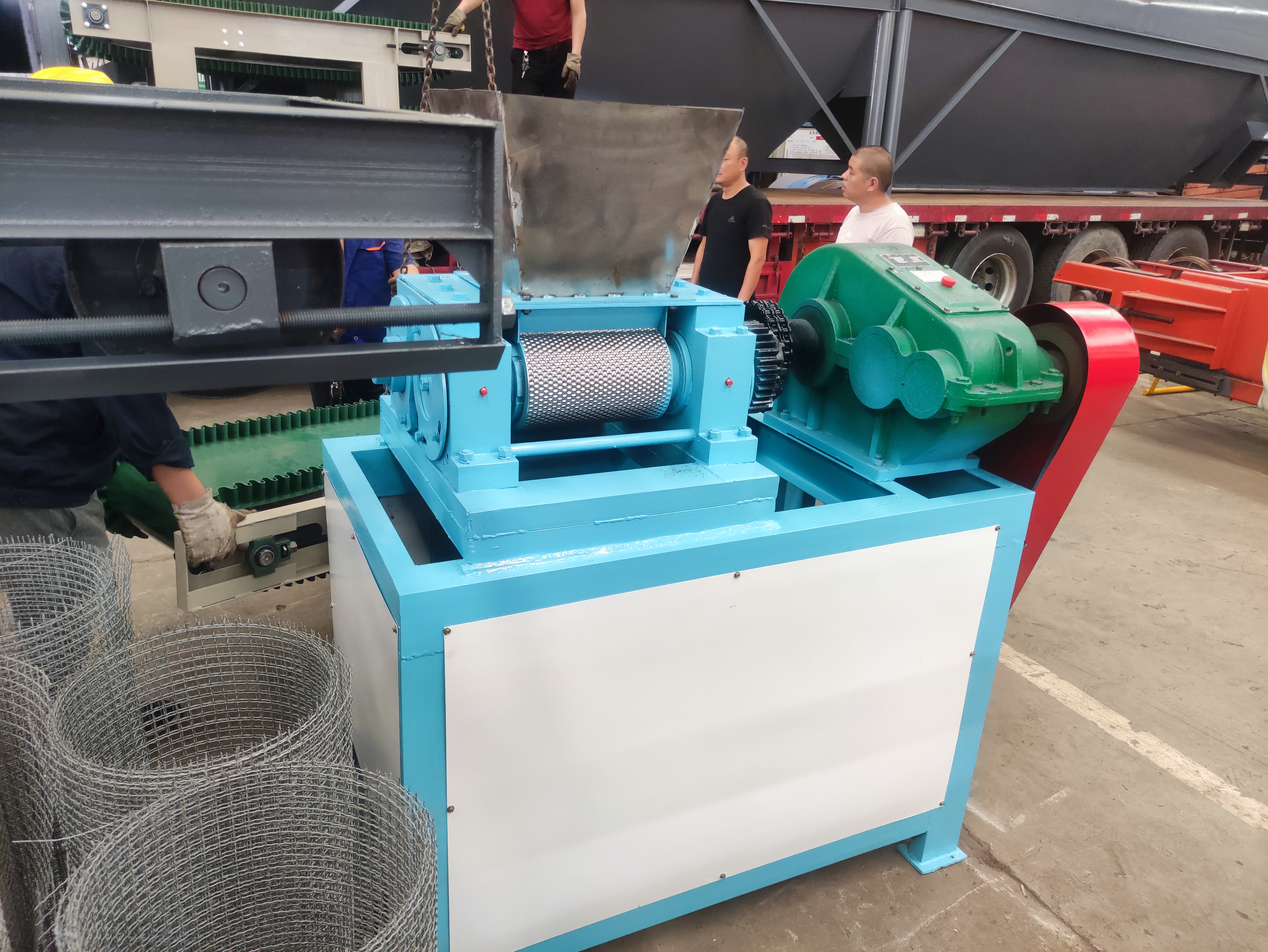 擠壓造粒機的優(yōu)勢在哪里？(圖1)